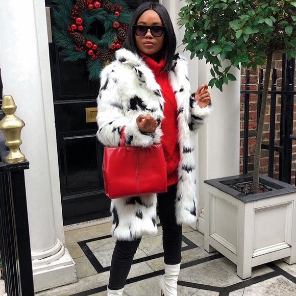 SALE! LAST Eva | Luxurious Faux Fur Coat - Picture 4 of 6